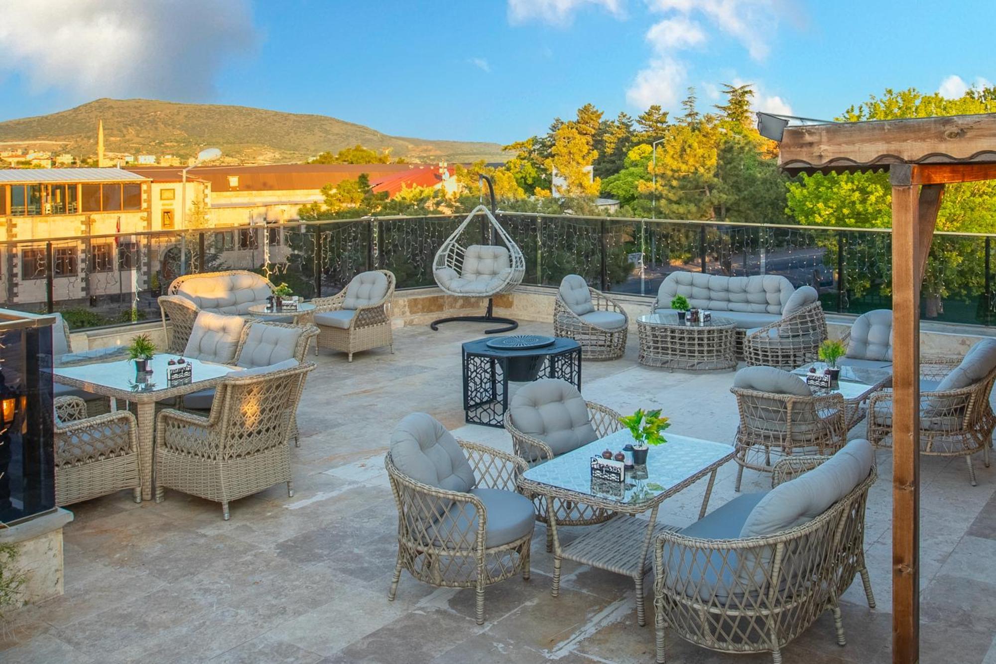 Cappadocia Pegasos Cave Suite Hotel Учисар Экстерьер фото